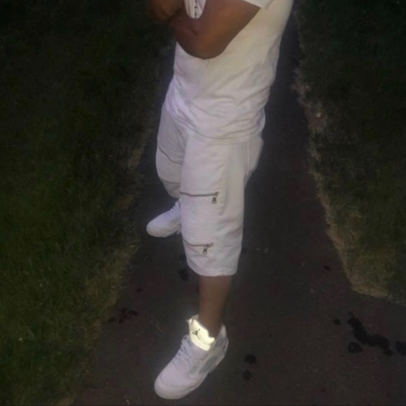 I’m Manny B. I’m new & like to shop😊 thank you😎 - Picture 6 of 7